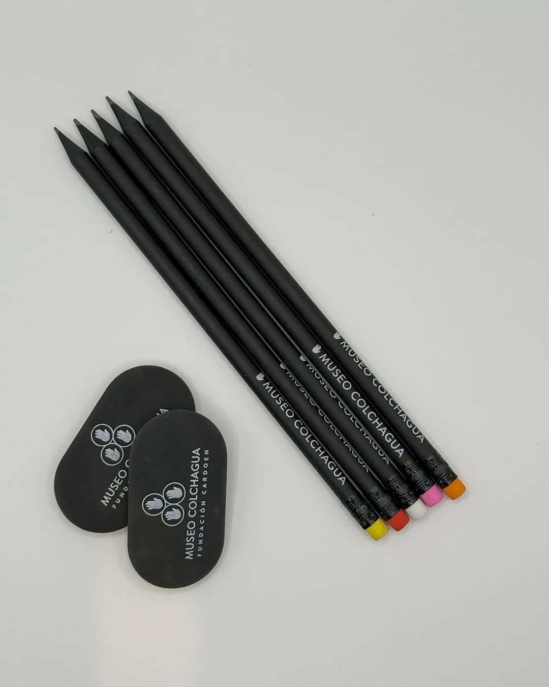 Coleccion negro lapiz