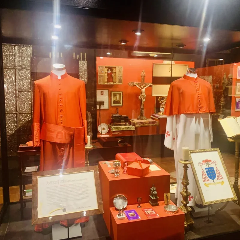 Con gran alegría presentamos la muestra de Monseñor Jorge Medina en sala Iglesia Museo Colchagua 2